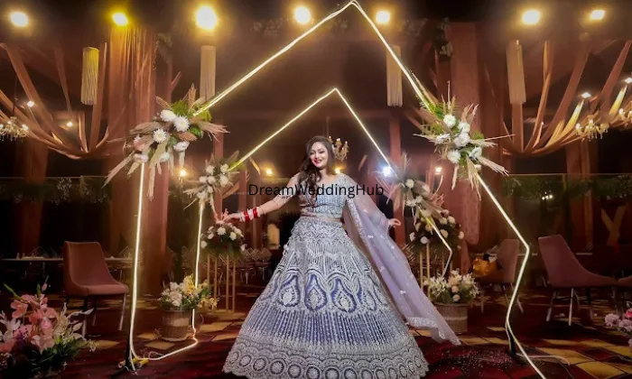 Prakash Photography  Studio